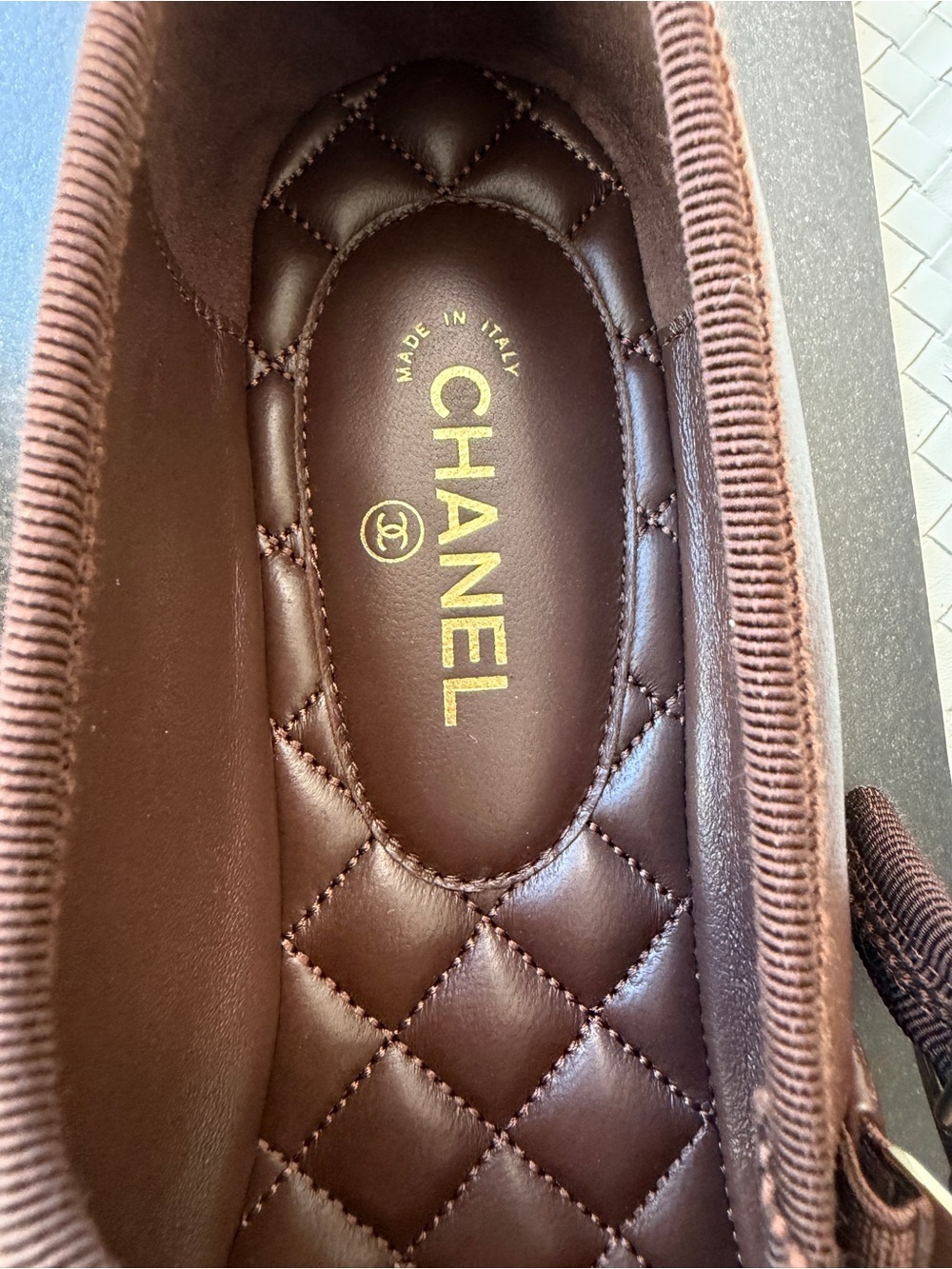 CHANEL CC LOGO BROWN MARRON FONCE LEATHER MARYJANE BALLET FLATS SHOES GHW 40.5C - Picture 10 of 13
